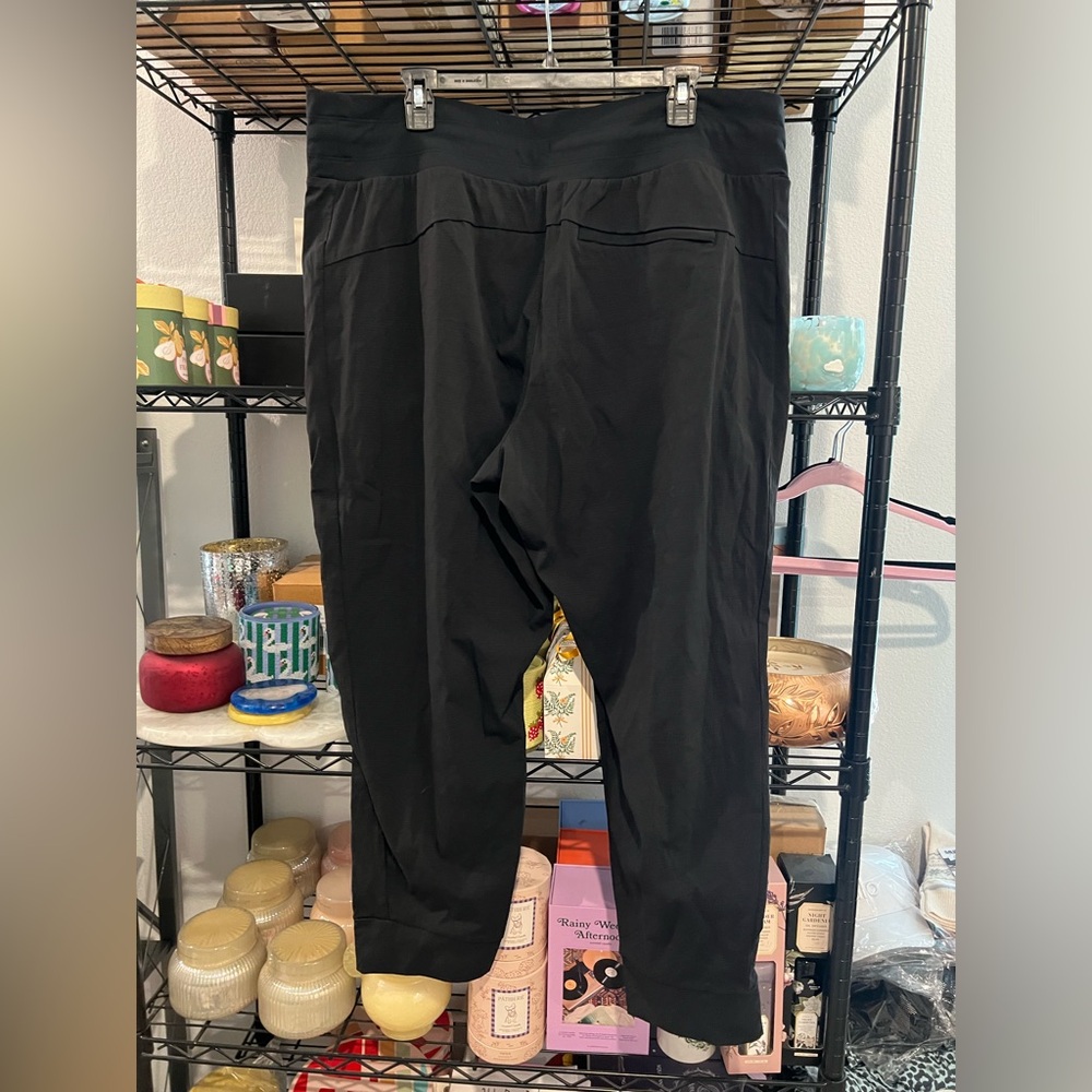 Athleta Trekkie North Jogger Pants, Sz 10 - Picture 3 of 5
